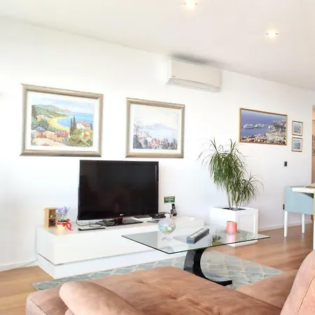 Seculo Xxi-c, A In Madeira Apartment *